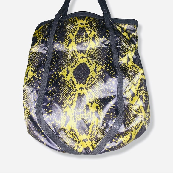 Final price Henri Bendel leather trim nylon tote❤️❤️❤️ - Picture 2 of 6